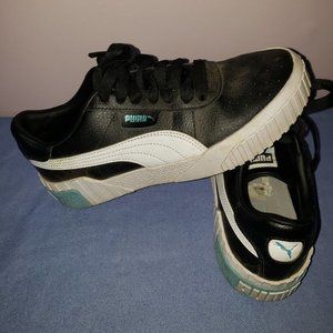 Puma Black-Mily Blue - Boy's Sneakers Size 6C - Pre-Owned